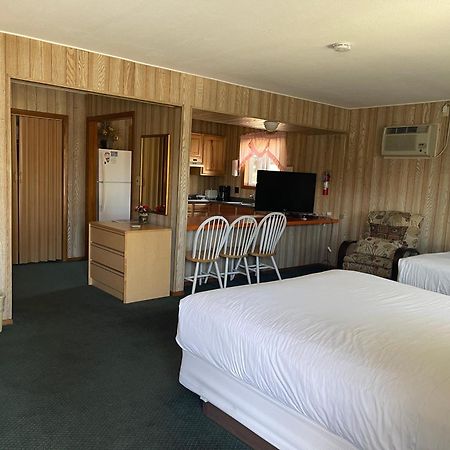Saddle & Surrey Motel Estes Park Szoba fotó